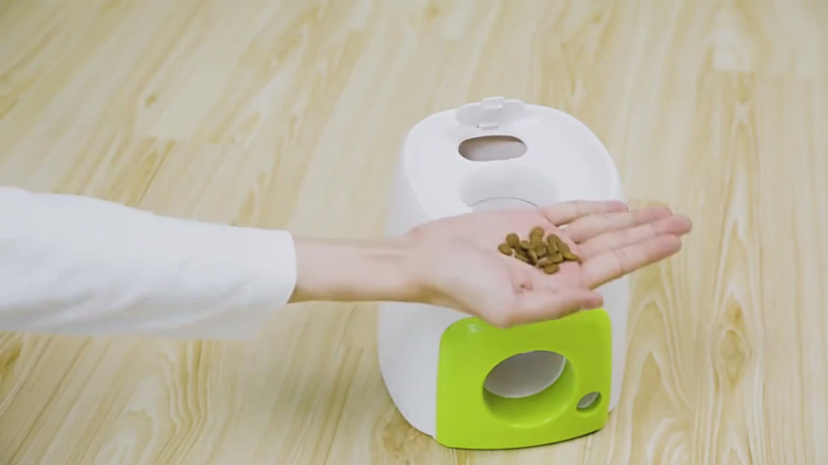 Smart Feeder Dog Ball Rolling Machine